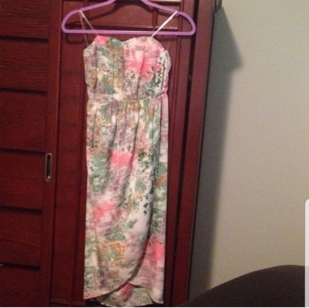 Lush summer dress 🌸